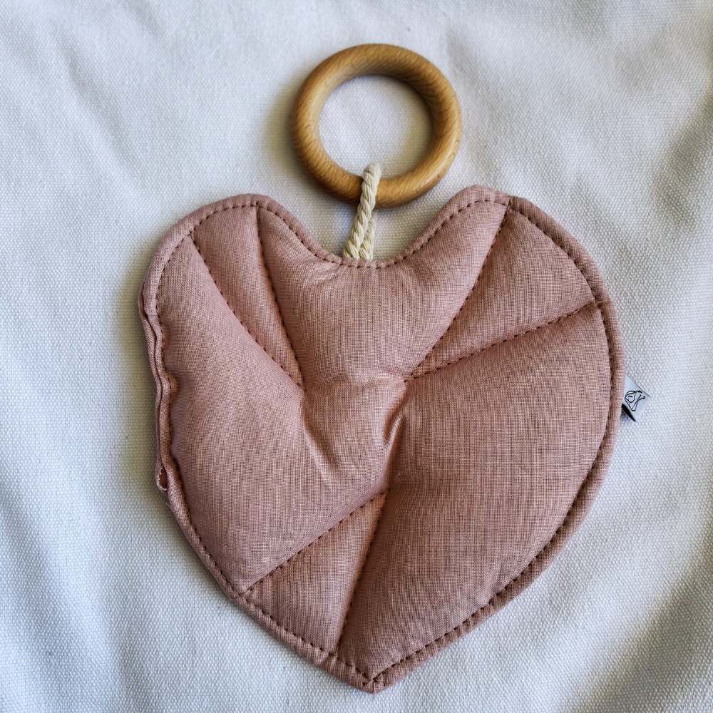 Hanging Crinkle Leaf | Blush