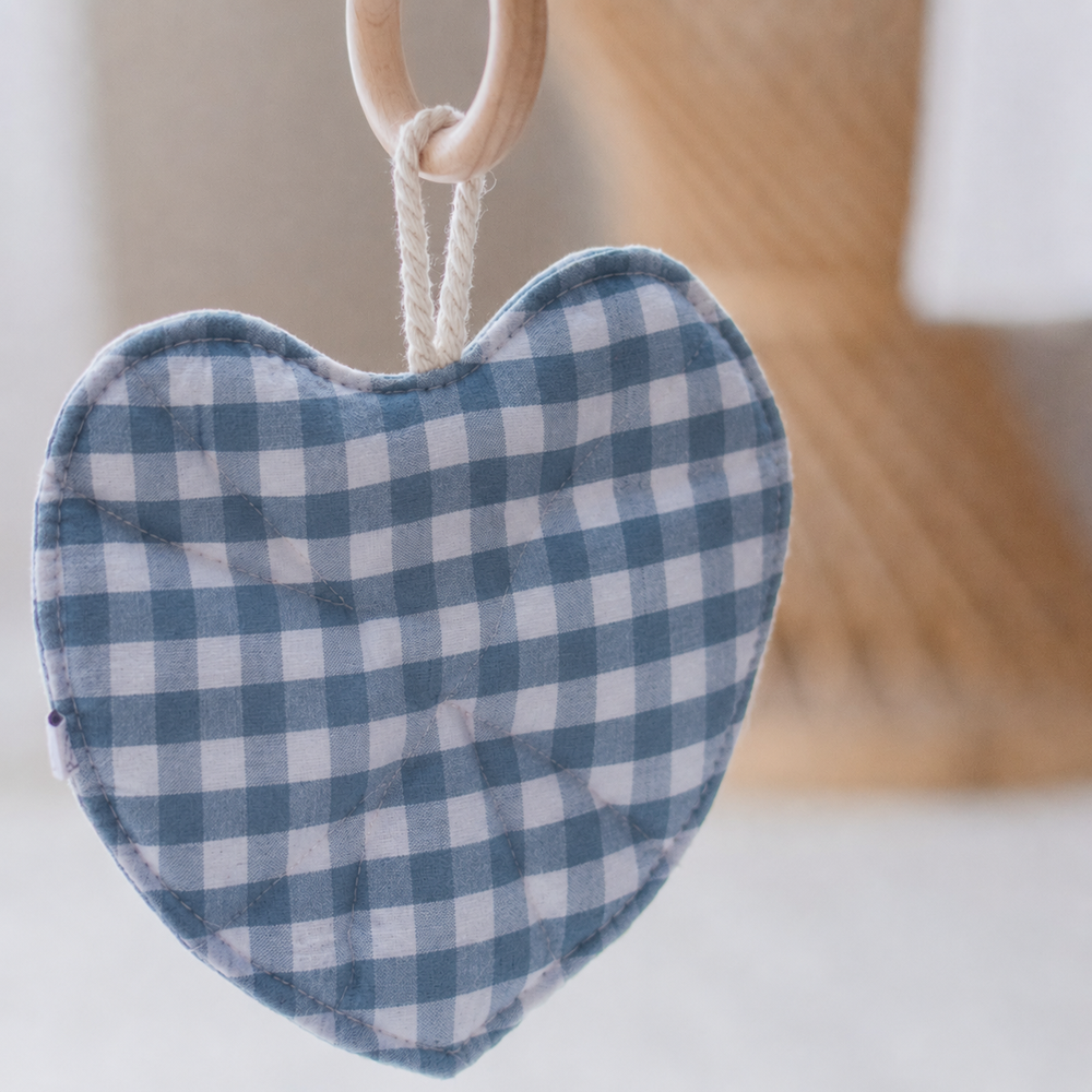 Hanging Crinkle Leaf